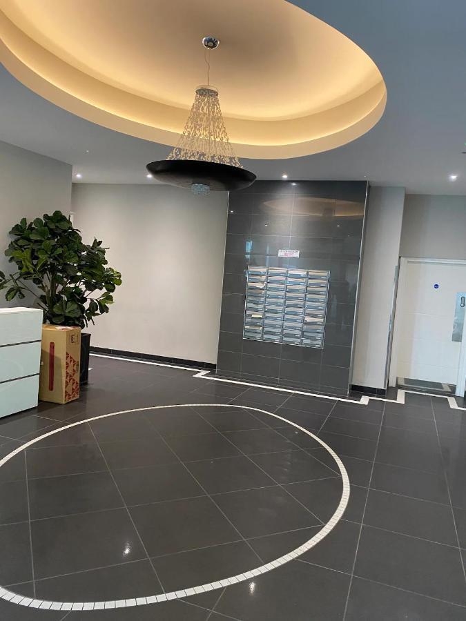Beautiful Apartment Very Close To The Beach Brighton Exteriör bild