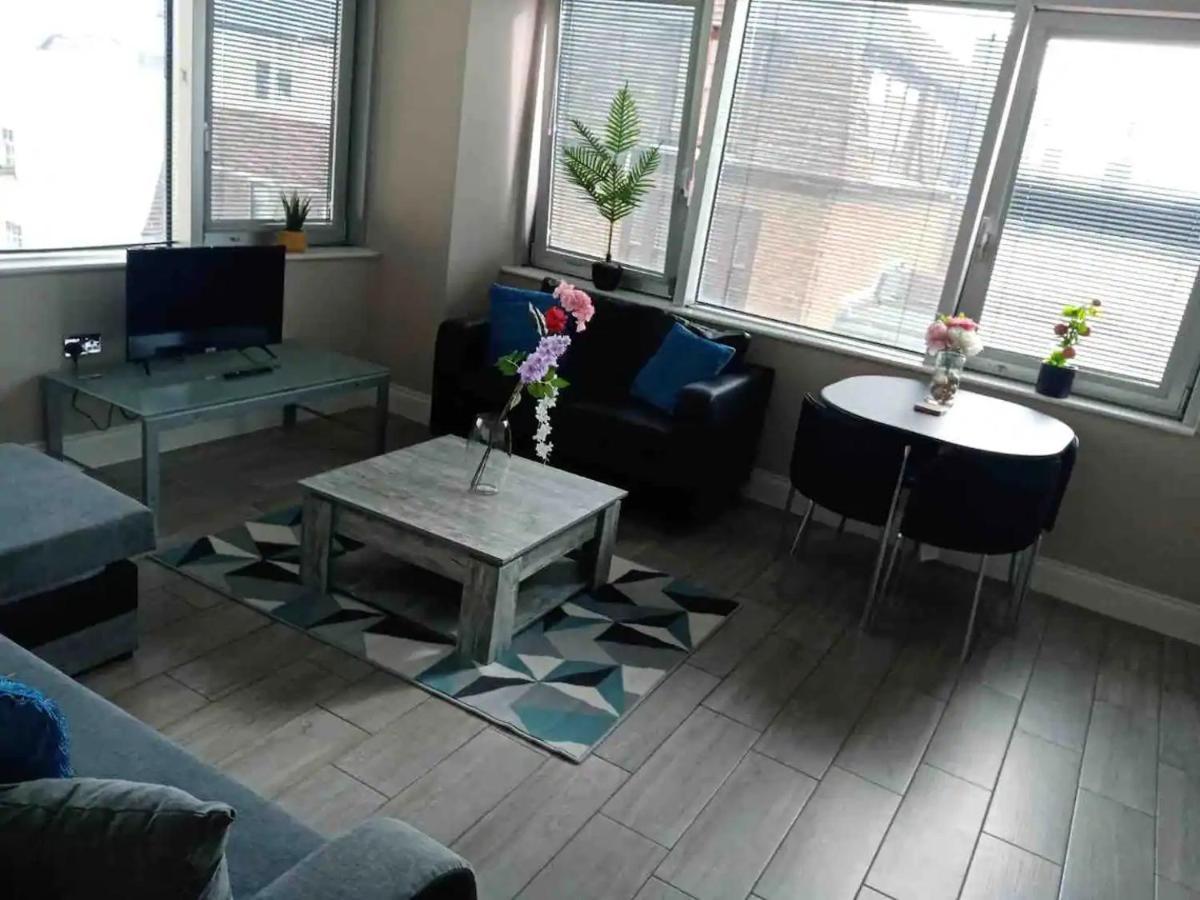 Beautiful Apartment Very Close To The Beach Brighton Exteriör bild