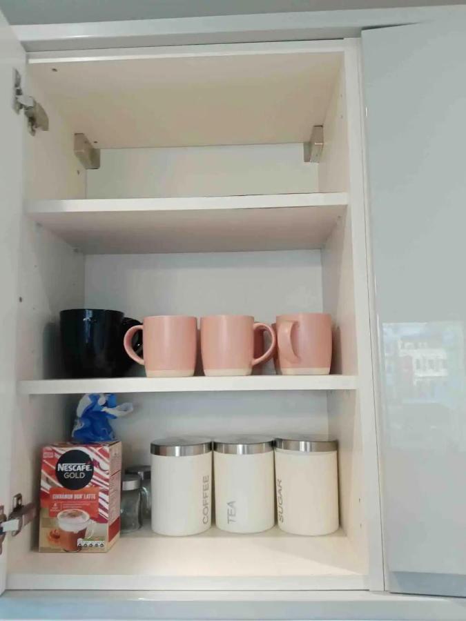 Beautiful Apartment Very Close To The Beach Brighton Exteriör bild