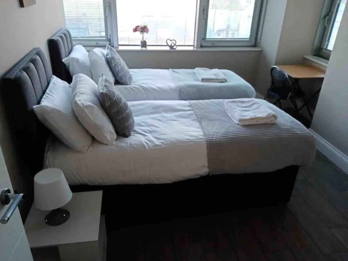 Beautiful Apartment Very Close To The Beach Brighton Exteriör bild