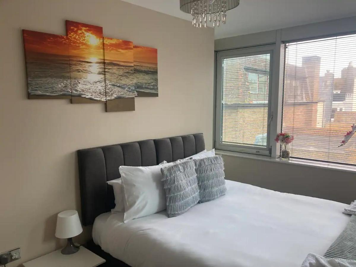Beautiful Apartment Very Close To The Beach Brighton Exteriör bild